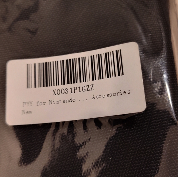 NWT! Nintendo Switch Case (No Brand Name) - Picture 2 of 9